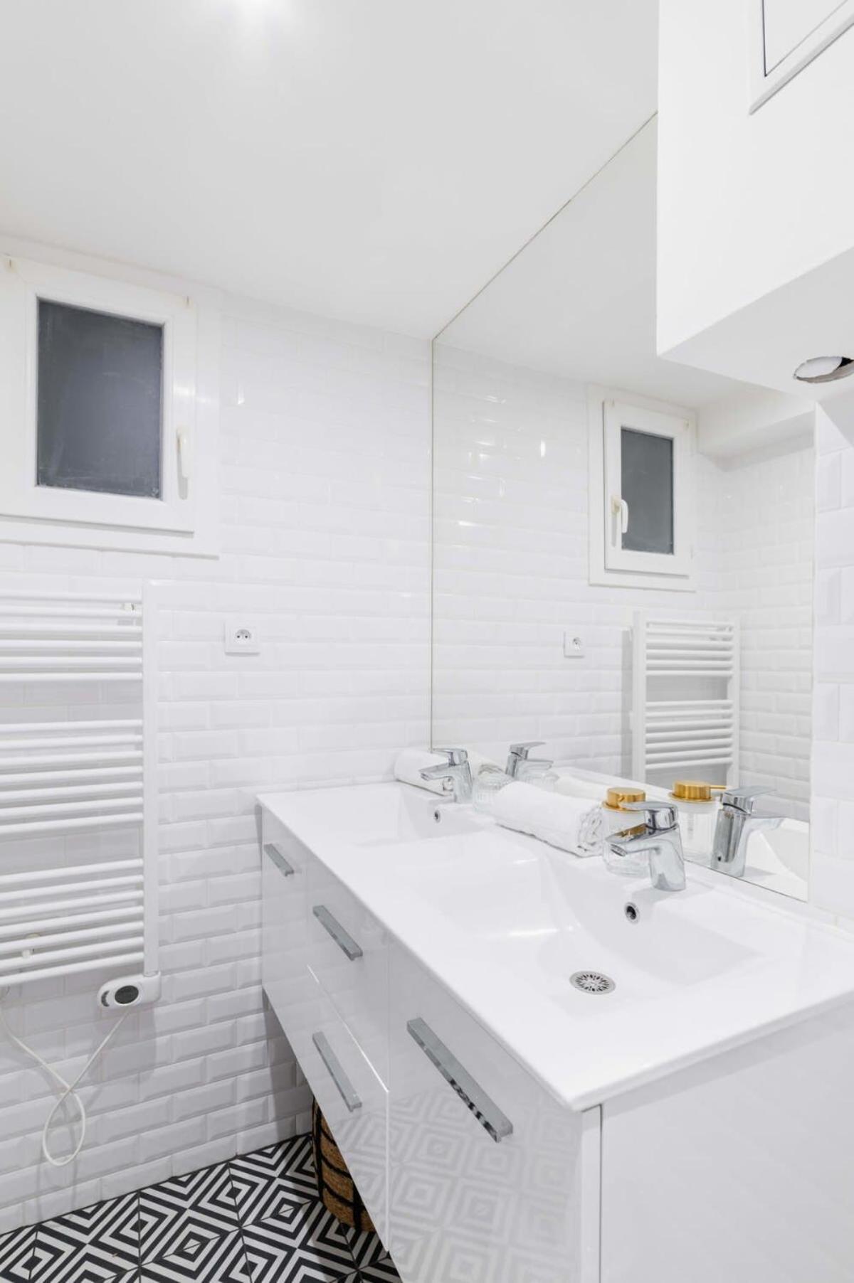Jolie 2 Pieces 35M2 Bien Equipee 4P - Paris 20 - Flat-Guestアパートメント エクステリア 写真